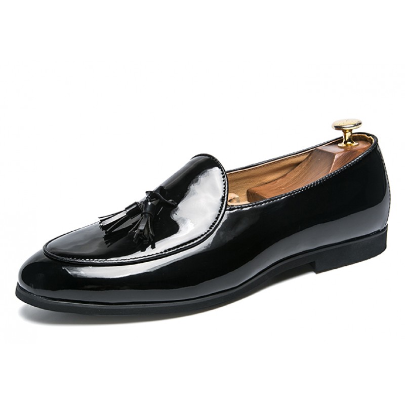 men's glossy black shoes