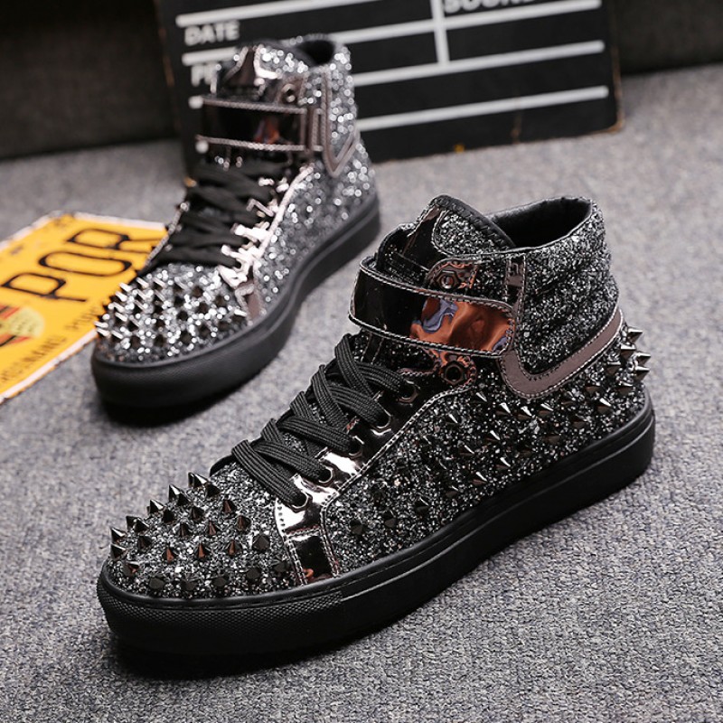 shoes with spikes