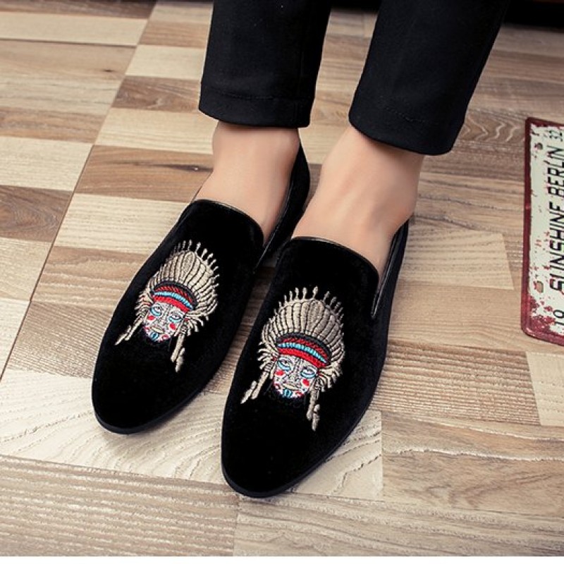 Foran dig Normalt strøm Black Velvet Embroidered Indian Tribals Mens Oxfords Loafers Dress Shoes  Flats