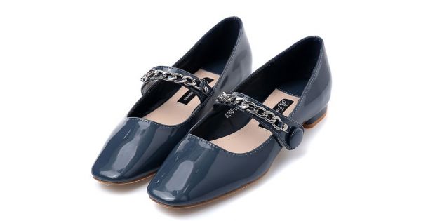 grey patent flat shoes