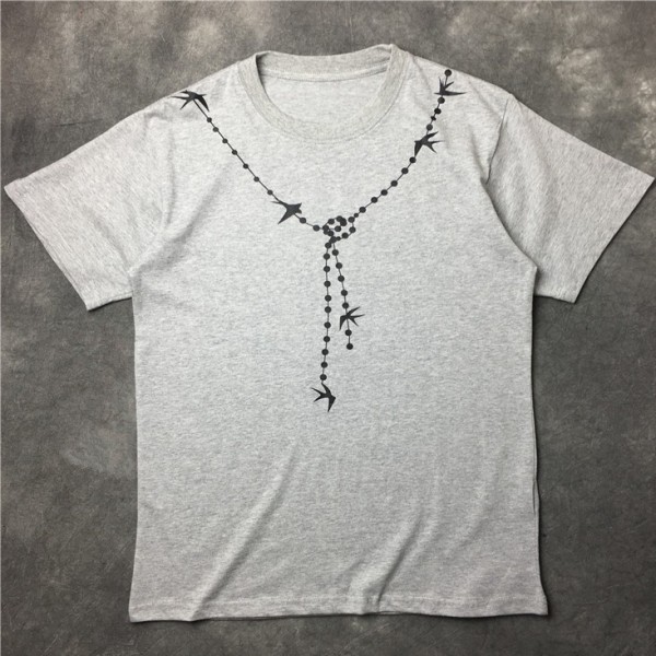Grey Chain Necklace Print Swallow Round Neck Short Sleeves Funky Mens T-Shirt