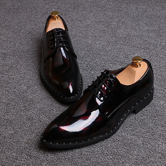 Red Black Glossy Patent Leather Studs Lace Up Oxfords Flats Dress Shoes