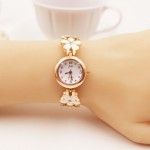 White Flowers Gold Metal Bracelet Bangle Wristband Quartz Watch 25 mm